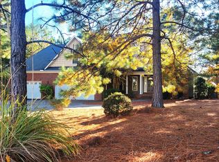 223 Longleaf Dr, West End, NC 27376