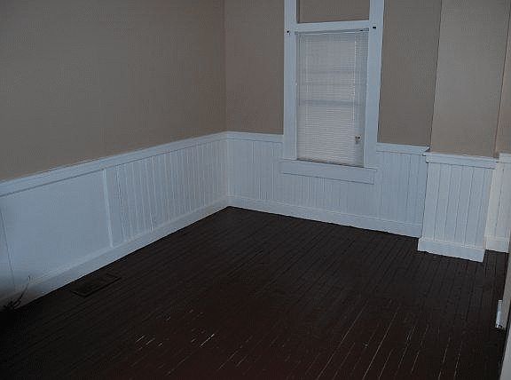 5th image of 2717 W Main St