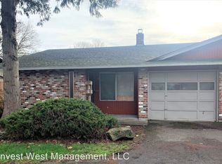 3330 NE 57th Ave APT 8, Vancouver, WA 98661