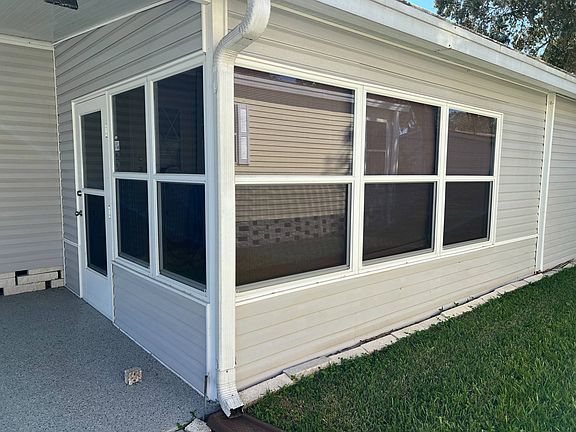 4th image of 6014 Forest Lake Dr