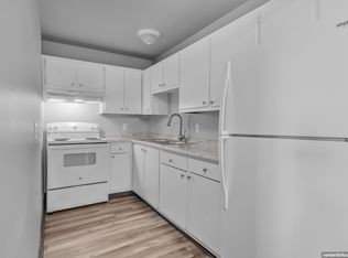 671 S. Western Ave., Neenah, WI 54956
