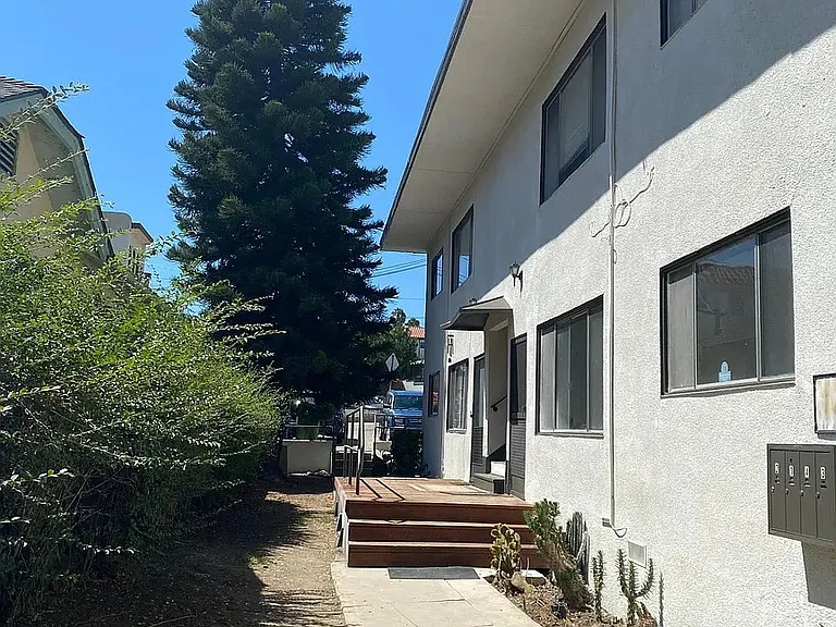 1035 S Alma St #2 — Photo 11