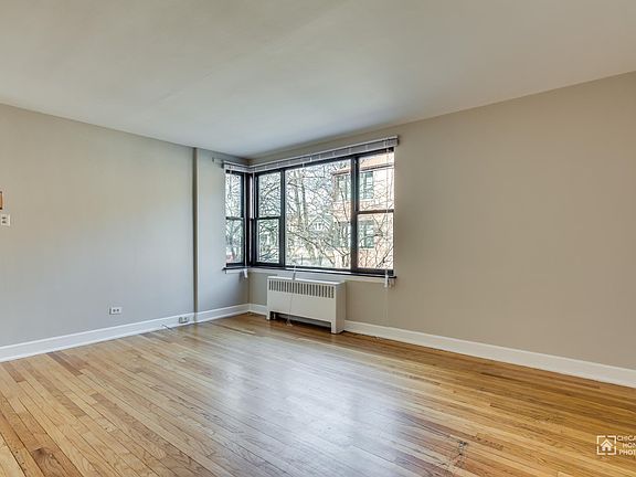 4th image of 7375 N Winchester Ave APT 1E