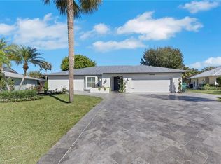 10450 Windsor WAY, NAPLES, FL 34109