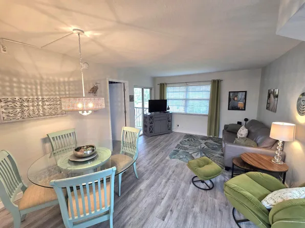 1503 SE Royal Green Circle #201, Port St Lucie, FL 34952