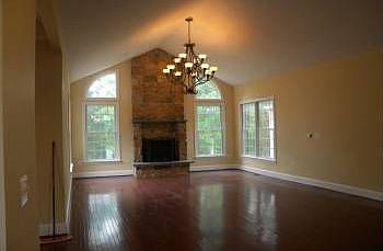 5th image of 511 Stonymeade Dr