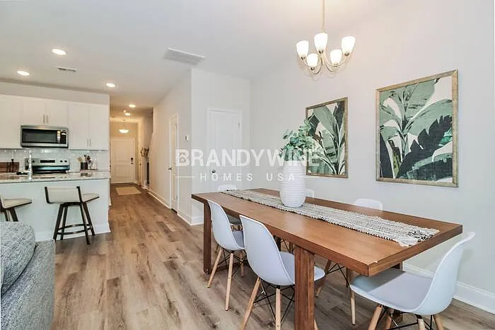 1076 Wildflower Dr — Photo 10