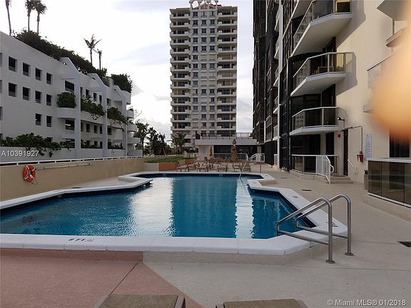 5th image of 6423 Collins Ave APT 709