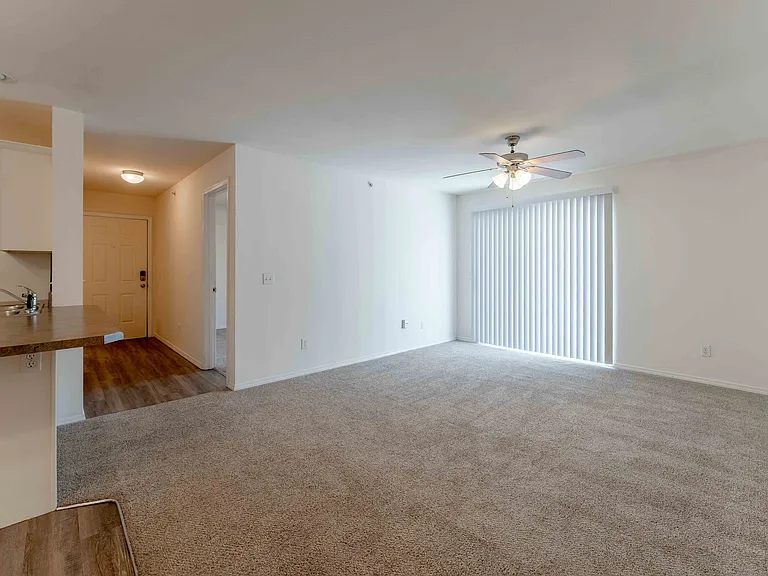 Battlefield Park Apartments — Photo 109