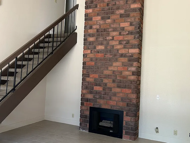 23022 Village Dr — Photo 6