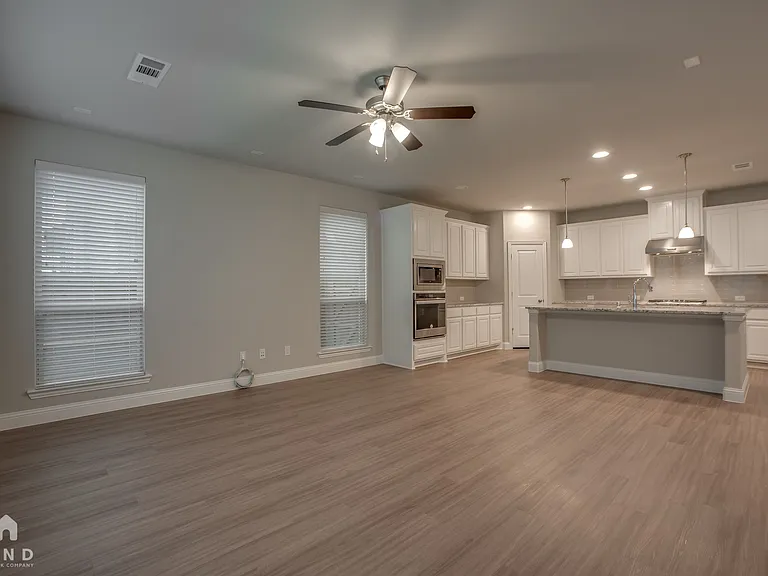 3117 Damsel Sauvage Ln — Photo 10