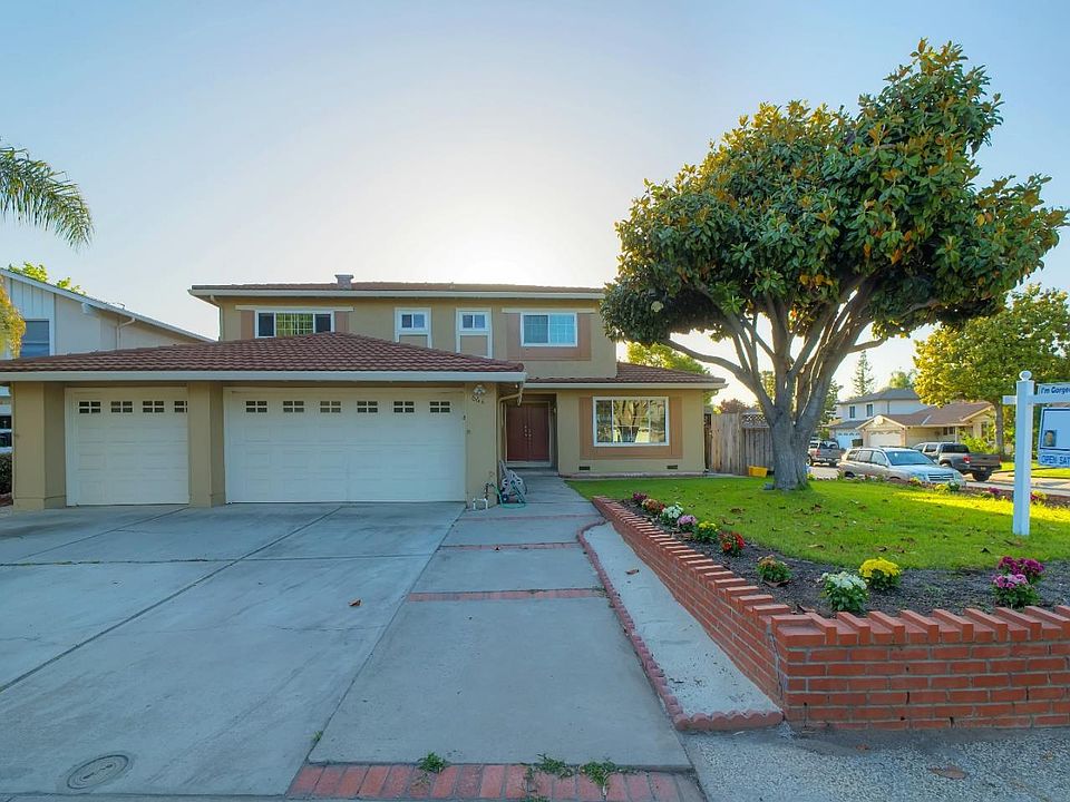 1st image of 664 New Compton Dr