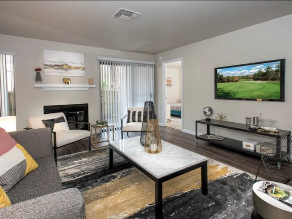 Park Lakewood Apartments