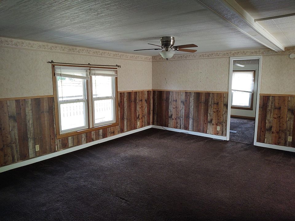 2nd image of 2900 Lower Stone Church Rd