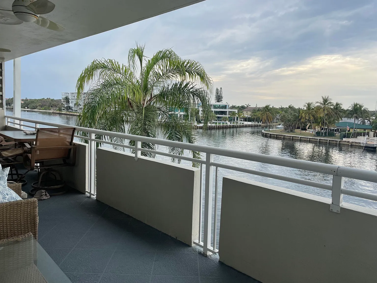 2 bed, 2.0 bath, 1070 sqft, $2,800 — Photo 3