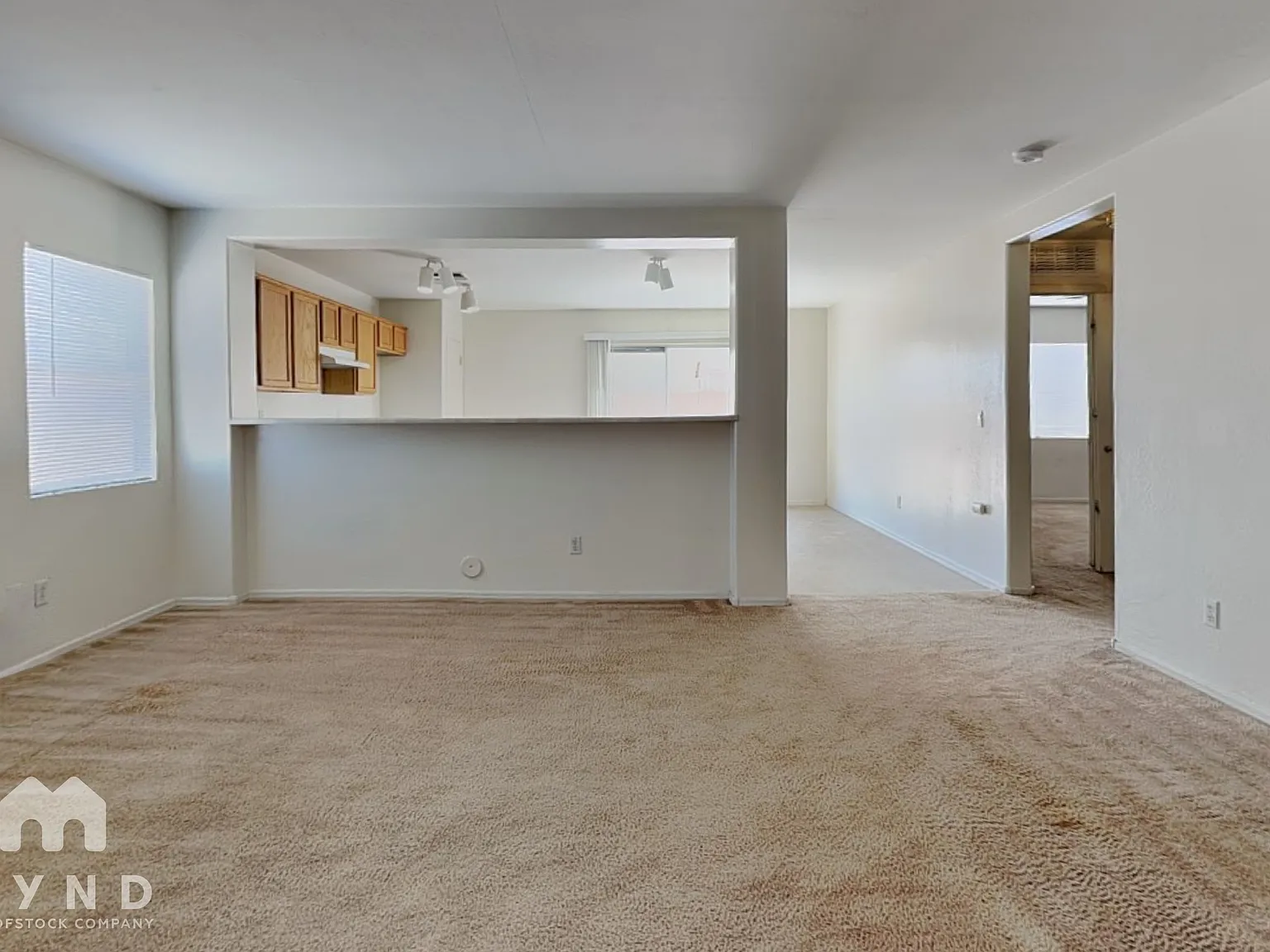 4 bed, 2.0 bath, 1430 sqft, $1,600 — Photo 3