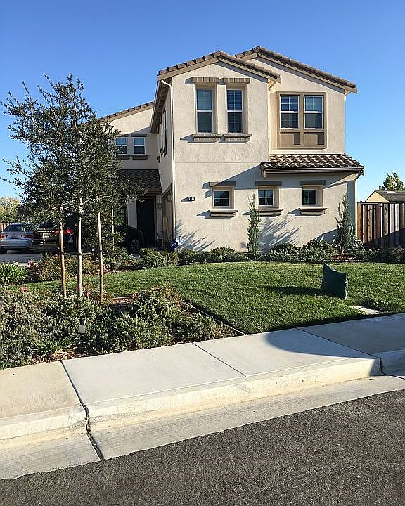 2nd image of 15720 Piazza Way