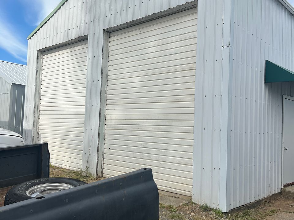 1st image of 6036 N Star Rd