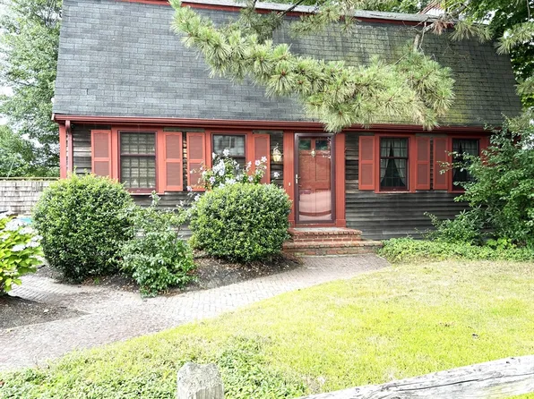 58 Church St, Braintree, MA 02184