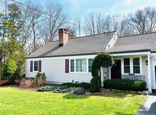 26 Tashua Pkwy, Trumbull, CT 06611