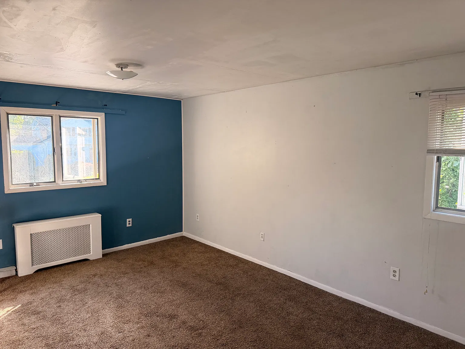 2 bed, 1000 sqft, $2,400 — Photo 4