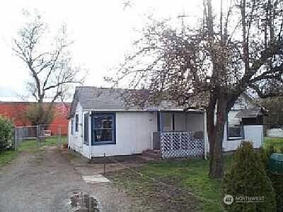 1st image of 127 12th Street SE