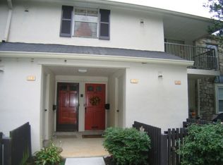 182 Old Forge Xing, Devon, PA 19333