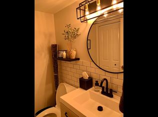 192 Tallow Wood Dr, Clifton Park, NY 12065