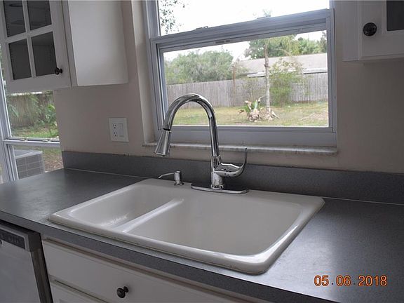 5th image of 14104 Davenport Pl