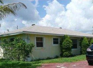 1402 W Jennings St, Lantana, FL 33462