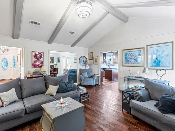 818 Olney Oak Dr, Houston, TX 77079