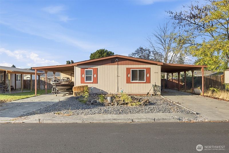 2nd image of 353 5th Avenue NE