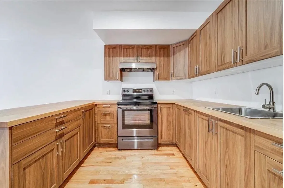Building Photo - 283 Winfield Ave #1