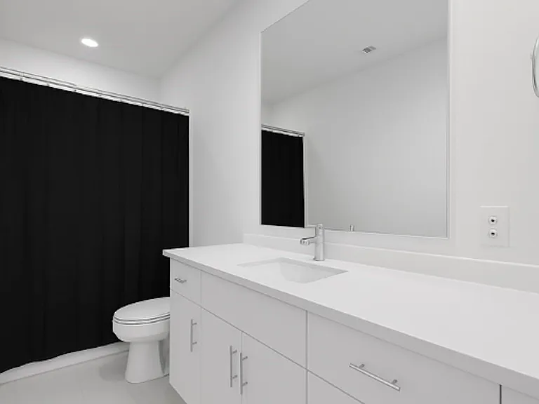 5308 S Capitol St — Photo 22