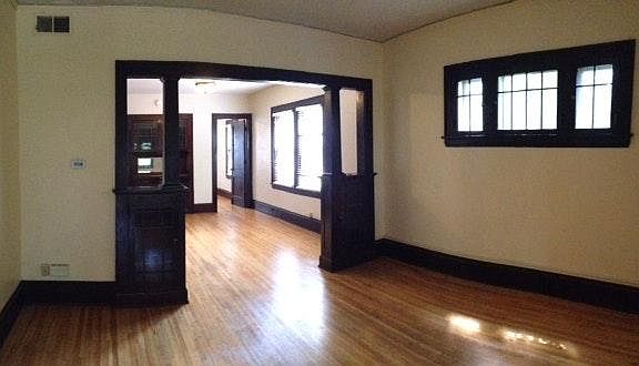 Living room to dinning room w/buffet