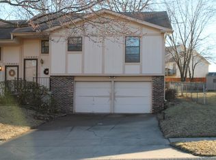 15805 W 128th St, Olathe, KS 66062