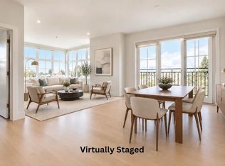 2528 Collingwood St #Penthouse 7, Vancouver, BC V6R 0C1