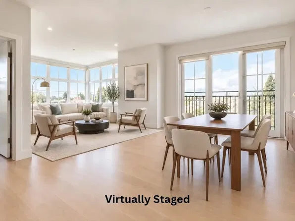 2528 Collingwood St #Penthouse 7, Vancouver, BC V6R 0C1