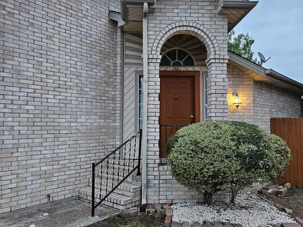 5118 Wyndham Ct, Garland, TX 75043