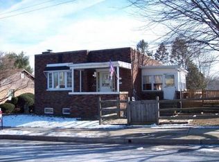 21 Tyrone Ave, Reading, PA 19607