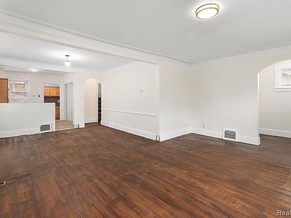5th image of 13381 Whitcomb St