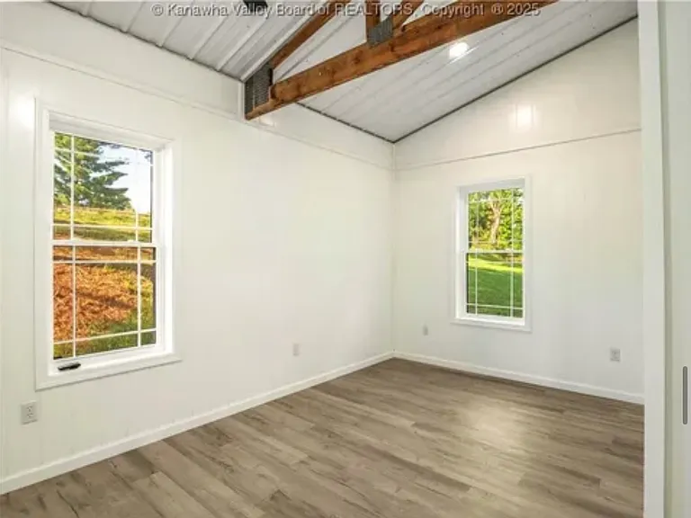 101 Scenic Dr — Photo 6