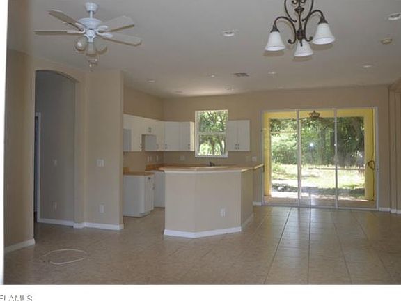 4th image of 1507 Desoto Ave