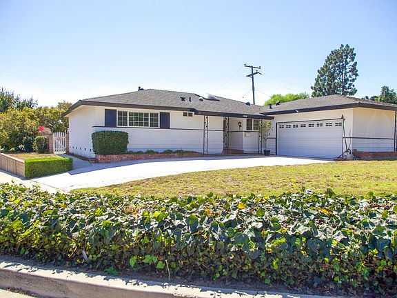 3rd image of 10980 Galvin St