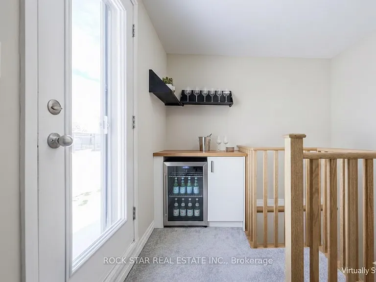670 Atwater Ave #16 — Photo 35