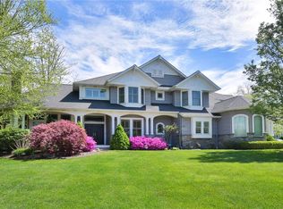 7410 Faraway Trl, Chagrin Falls, OH 44023