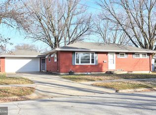 1108 Willow Ln, Iowa Falls, IA 50126