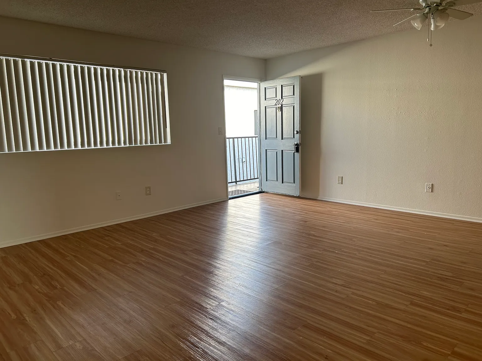 1 bed, 700 sqft, $1,850 — Photo 1