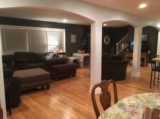 18131 W Gages Lake Rd, Grayslake, IL 60030