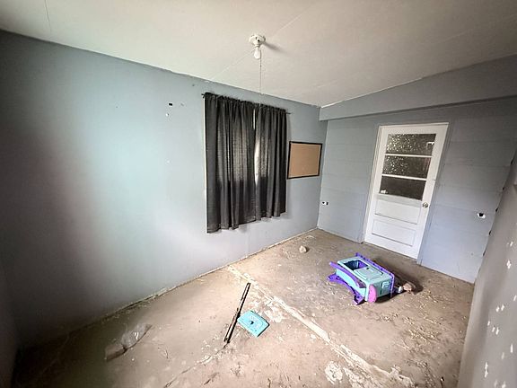 4th image of 1218 Smithland Ave